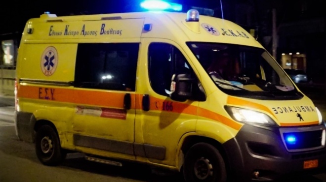 ektakto-tora-amp-8211-synagermos-se-karnavali-tis-choras-mas-amp-8211-epithesi-me-machairi-amp-8211-yparchoyn-traymaties-456528