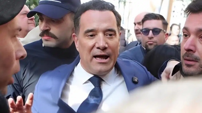 ektakti-anakoinosi-gia-ton-adoni-456818