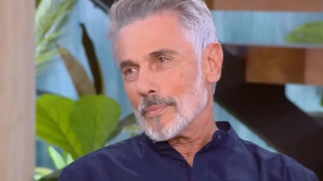 stayros-zalmas-einai-se-schesi-16-chronia-de-dino-aformi-se-syntrofo-na-me-zilepsei-452043