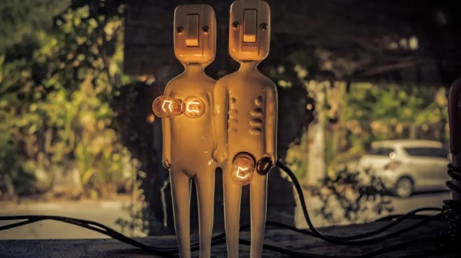 min-amp-8230-karfonesai-20-simadia-poy-deichnoyn-oti-echeis-kairo-na-kaneis-sex-poy-ligoi-xeroyn-amp-8230-na-diavazoyn-455799