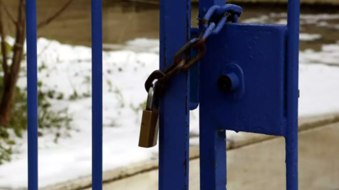 kleista-scholeia-stis-20-02-455358