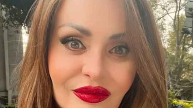 paramorfothike-apo-tin-plastikes-moiazei-pseytiki-tin-thymaste-26-chronia-meta-den-tin-anagnorizei-kaneis-454094