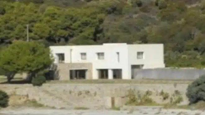 egkefaliko-o-idioktitis-agorase-sti-thessaloniki-spiti-me-60-000-eupo-kai-vlepei-aytes-tis-eikones-454205