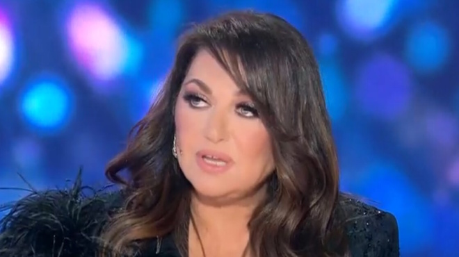 j2us-astrapse-kai-vrontixe-i-garmpi-oi-anthropoi-poy-eimaste-edo-den-eimaste-tychaioi-456475