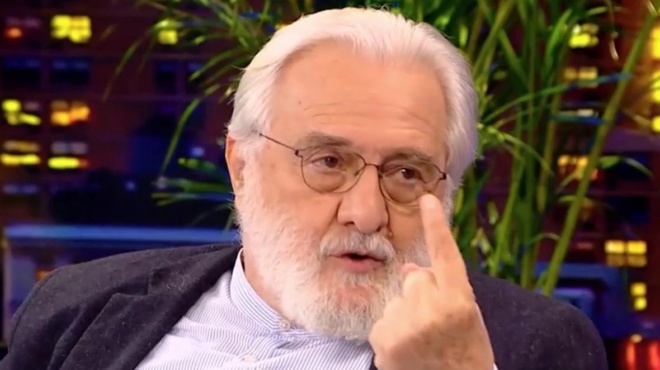 ego-ayti-ti-stigmi-chrostao-amp-8230-pagose-on-air-o-arnaoytogloy-molis-akoyse-poses-chiliades-eyro-chrostaei-o-giannis-smaragdis-453097