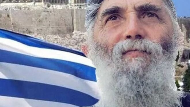 erchetai-to-megalo-telos-gia-tin-ellada-panellinio-trantagma-me-tin-profiteia-toy-agioy-paisioy-458689