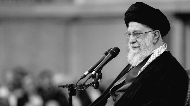 xespase-kolasi-nekroi-oloi-oi-stenoi-synergates-toy-chamene-meta-ti-dolofonia-toy-amp-8211-vomvardizoyn-ta-panta-amp-8211-trechei-na-sothei-o-kosmos-458072