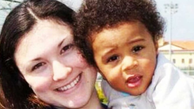 i-apisteyti-dikaiologia-amp-8211-toy-gennise-mayro-paidi-kai-toy-to-exigise-toso-amp-8230-apla-459244