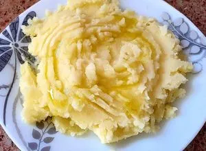 i-pio-eykoli-kai-grigori-syntagi-etsi-tha-ftiaxeis-tin-pio-elafria-kai-veloydini-skordalia-gia-tin-25i-martioy-1-mystiko-463554