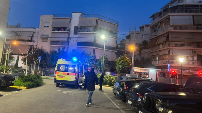 tragodia-nekros-telika-o-antras-poy-entopistike-se-flegomeno-diamerisma-ston-tayro-ti-synevi-460353