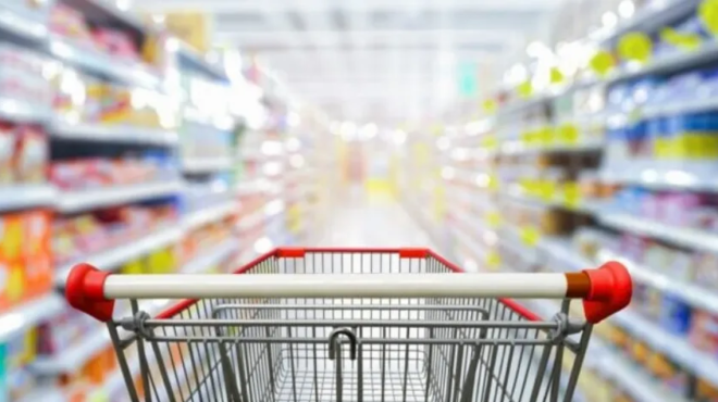 telos-to-tzampa-parkingk-sta-soyper-market-i-kinisi-poy-allazei-oristika-ta-psonia-mas-464140