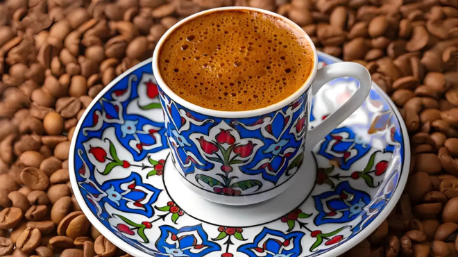 oi-giatroi-apokalyptoyn-oti-i-katanalosi-kafe-kathe-proi-prokalei-464143