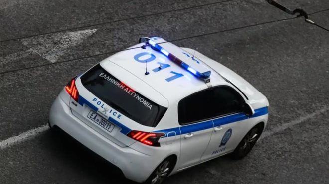 volos-nekri-se-asanser-xenodocheioy-vrethike-ilikiomeni-458586