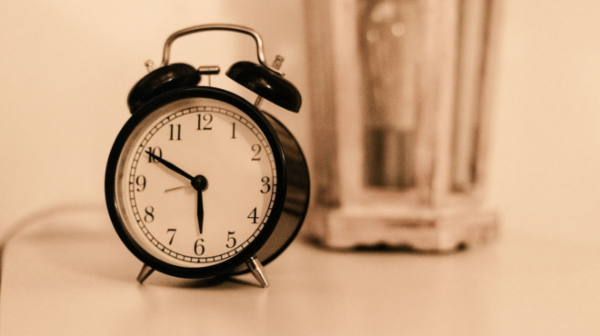 kleidose-i-allagi-oras-ton-martio-amp-8211-i-imera-poy-tha-allaxoyme-ta-rologia-mas-458168