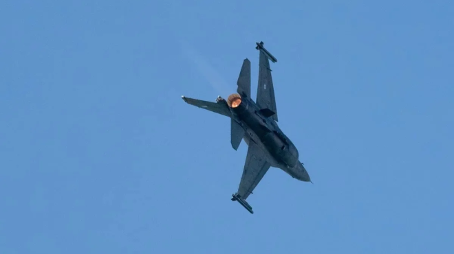 ektakto-tora-sti-chora-mas-machitika-aeroskafi-petoyn-pano-apo-ti-thessaloniki-458664