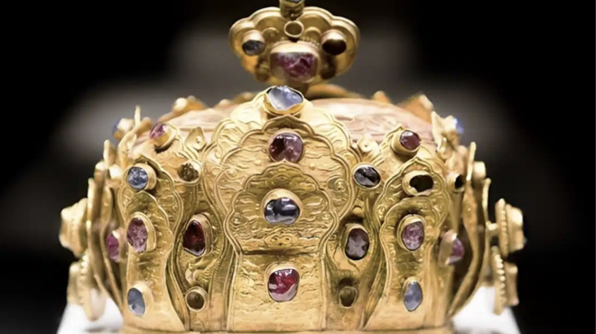 erchetai-to-diazygio-toy-aiona-vomva-gia-to-vasiliko-zeygari-chorizei-xafnika-o-gamos-toys-itan-to-gegonos-tis-chronias-458767