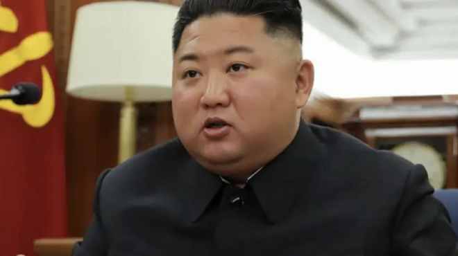 enas-pyraylos-arkei-gia-na-svisei-to-israil-o-kim-vazei-sto-stochastro-to-israil-kai-tazei-yper-opla-stin-techerani-458919