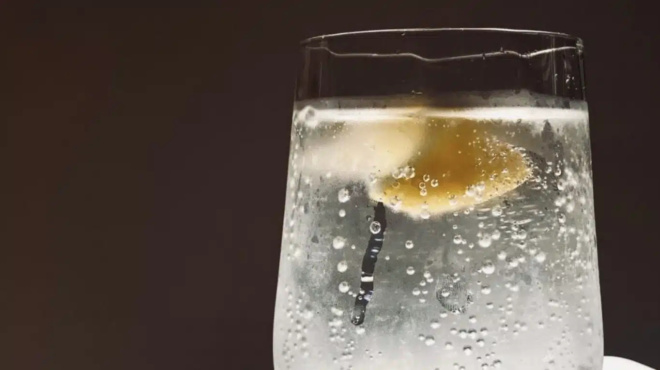 sok-katastrefoyn-to-ipar-kindynos-kai-me-ena-koytaki-tin-imera-465600