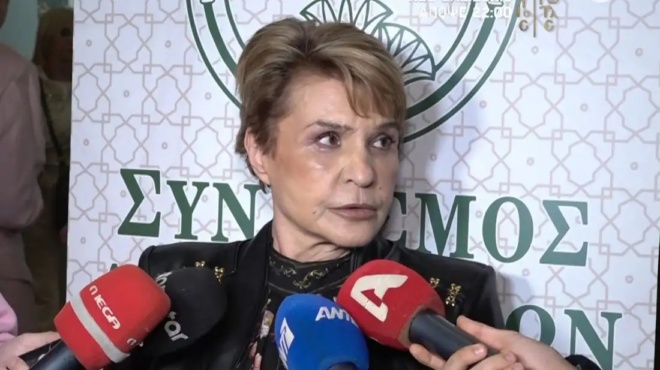 edo-kai-10-chronia-amp-8230-i-katiana-mpalanika-emfanistike-gia-1i-fora-meta-ton-thanato-toy-giorgoy-marinoy-kai-me-5-lexeis-amp-8230-ta-eipe-ola-464022