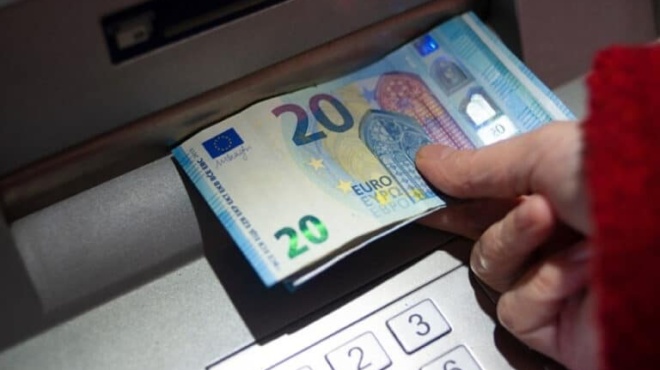 neo-ektakto-epidoma-pascha-200-eyro-poioi-einai-oi-dikaioychoi-kai-mechri-pote-mporeite-na-kanete-tin-aitisi-sas-461428