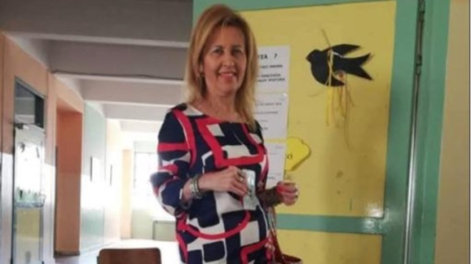 sok-nekri-kathigitria-agglikon-toy-3oy-gel-thessalonikis-meta-apo-egkefaliko-amp-8211-dechotan-bullying-sto-scholeio-460239