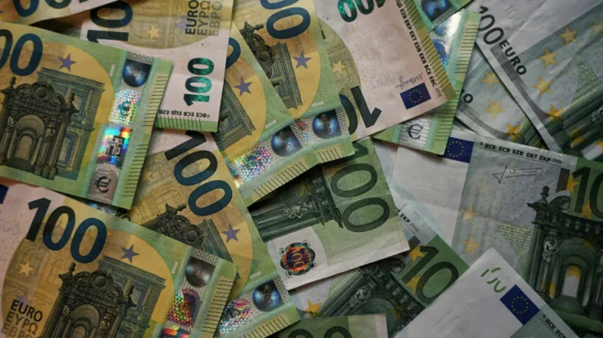 ektakto-erchetai-epitagi-akpibeias-logo-polemou-459012