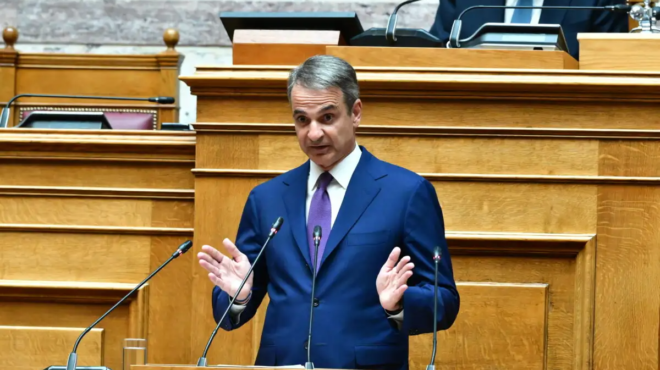 politiko-chaos-apochorise-o-kyriakos-mitsotakis-apo-ti-voyli-i-kinisi-poy-odigise-stin-apofasi-ayti-494412