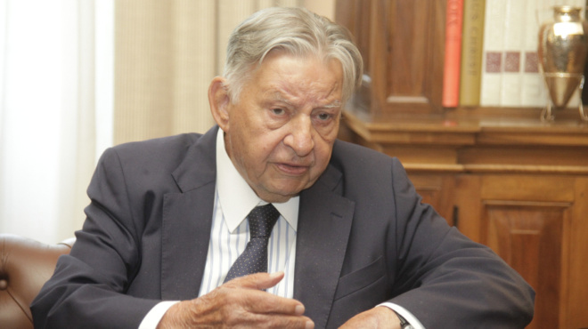 thrinos-sti-nea-dimokratia-amp-8211-pethane-o-ioannis-varvitsiotis-496831