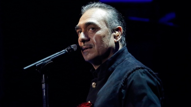 ma-o-remos-den-einai-megalo-onoma-mikro-einai-i-apisteyti-apantisi-toy-noti-sfakianaki-poy-afise-afono-ton-liagka-507106
