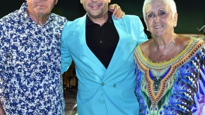 apokleistiko-yparchei-cheirografi-diathiki-toy-mazonaki-pano-apo-12-000-000-eyro-i-perioysia-toy-ti-tha-symvei-an-echei-apoklirosei-tin-oikogeneia-toy-507675