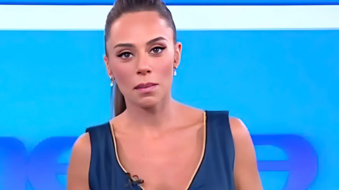 maria-antona-ammos-stoys-nefroys-i-kryfi-egkymosyni-i-alitheia-piso-apo-tin-episkepsi-sta-epeigonta-toy-asklipieioy-voylas-511324